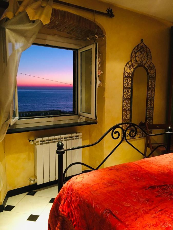 Romantic Sea View Flat In Genova Экстерьер фото