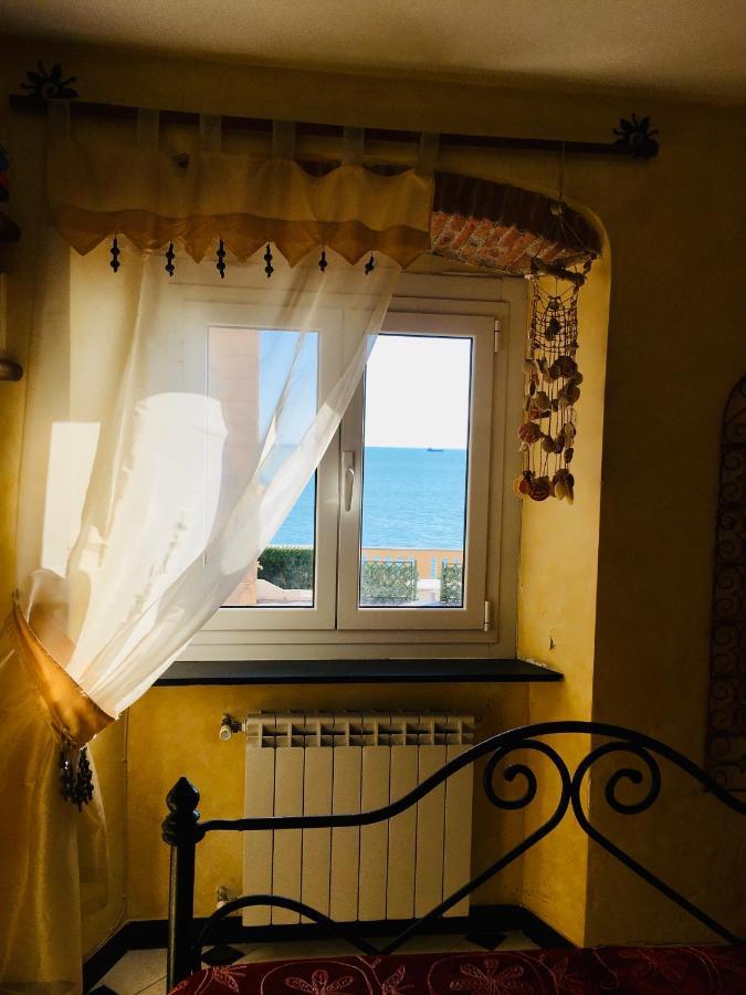 Romantic Sea View Flat In Genova Экстерьер фото