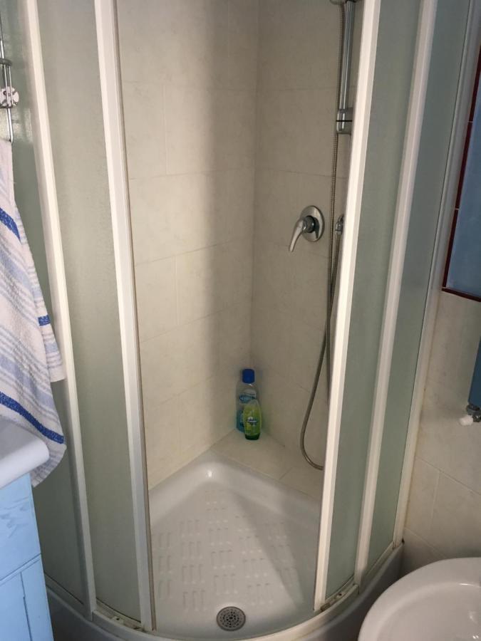 Romantic Sea View Flat In Genova Экстерьер фото